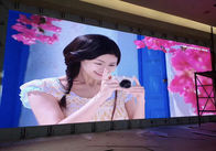 Υψηλή σκηνική οδηγημένη υπόβαθρο οθόνη καθορισμού SMD2121, τηλεοπτικός πίνακας διαφημίσεων επιδείξεων τοίχων των εσωτερικών οδηγήσεων