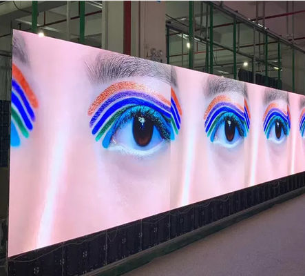 Η οθόνη IP65 των εσωτερικών υπαίθριων αδιάβροχων οδηγήσεων υψηλή αναζωογονεί την πλήρη επίδειξη χρώματος HD ποσοστού