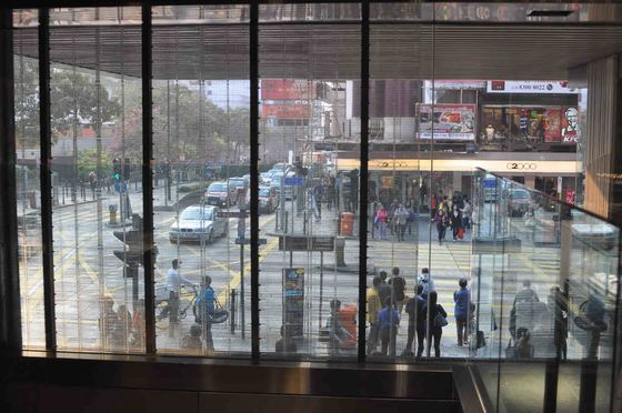 P3.91-7.82 Εσωτερική διαφανής οθόνη οθόνης LED SMD ενοικιαζόμενη οθόνη γυαλιού full color οθόνη LED