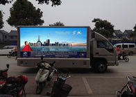 Μεγάλος υπαίθριος κινηματογράφος υπαίθριων φορτηγών κινηματογράφων υπαίθριων αδιάβροχων P10 που διαφημίζει την οθόνη