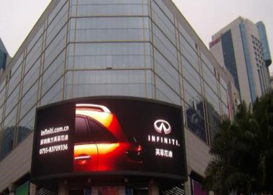 Εξωτερικό κτίριο Full Color P10 LED Billboard 10mm Pixel Pitch IP65 Αδιάβροχο
