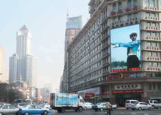 Εξωτερικό κτίριο Full Color P10 LED Billboard 10mm Pixel Pitch IP65 Αδιάβροχο