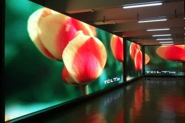250*250MM Μέγεθος Μονούλης P4.81 IP65 Βίντεο LED εξωτερική οθόνη για εμπορικά κέντρα/αεροδρόμια Τύπος σιδηρουργικού/εκχυλίσματος αλουμινίου ντουλάπι