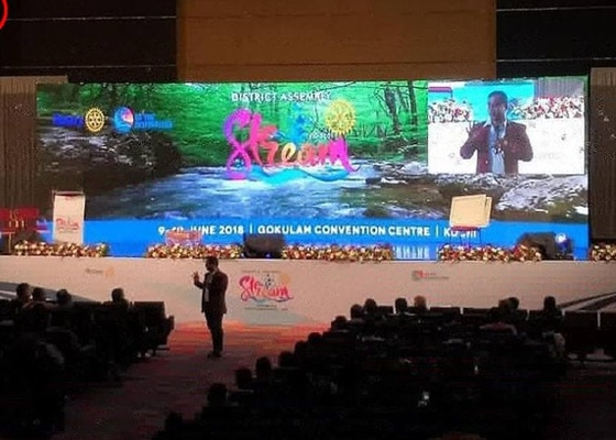 Πακέτο LED SMD Οθόνες LED Σταδίου 2.5mm Pixel Pitch και 16.7 εκατομμύρια Χρώματα για Επαγγελματικές Οθόνες