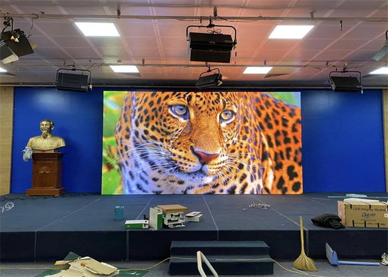 4.81mm Pixel Pitch Hire LED Wall Η τέλεια λύση για τη βέλτιστη απόσταση θέασης 5m