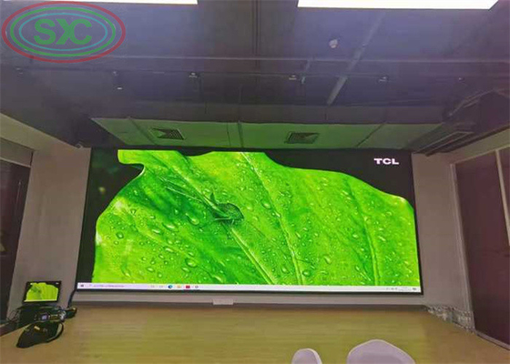 RGB Full Color LED Billboard P8 Εξωτερική οθόνη IP65 Υπερδιαφανές υλικό σιδερένιας ντουλάπας
