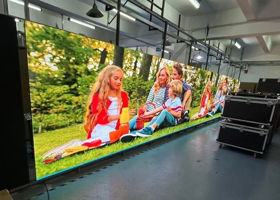 Μεγάλοι χώροι Wide Angle Σκηνή Στάδιο LED οθόνη P10 IP65 Αδιάβροχο HD Iron Box