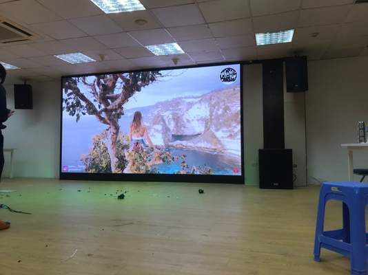 Ελαφρύ βάρος HD πλήρης χρώσης LED οθόνη βίντεο τοίχος Smd P3 εσωτερική ενοικίαση ντουλάπι για σκηνή