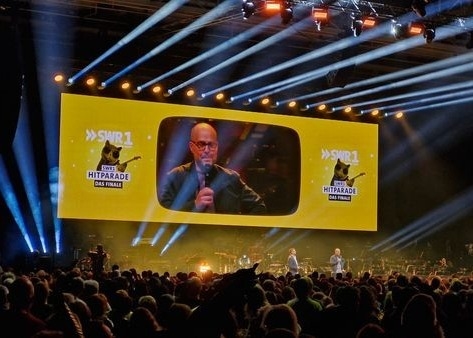 Οθόνη ενοικίασης Ultra HD Μικρή πλάκα P2.5 LED οθόνη με θήκη αλουμινίου 480x480mm