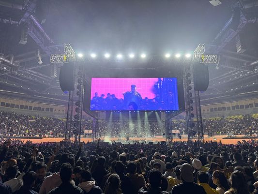 Καλή τιμή Υπερόπτη οθόνη LED διαφήμισης, 960 μm x 960 μm σε απευθείας σύνδεση
