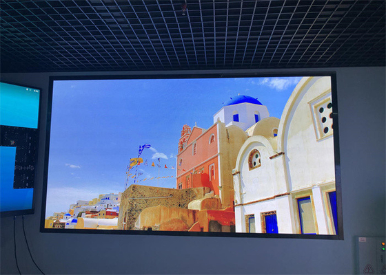 Προσαρμοσμένη διάσταση οθόνης Ενοικίαση οθόνης LED με 14-16bit γκρέισκελ και 438Watt/m2 μέση κατανάλωση