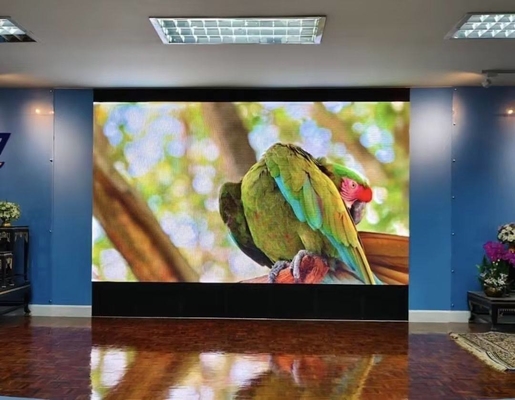 256*128 Ανάλυση Μονούλης Μικρό Pixel Pitch LED οθόνη πυκνότητα 640000dots/m2 για καθαρές και καθαρές εικόνες
