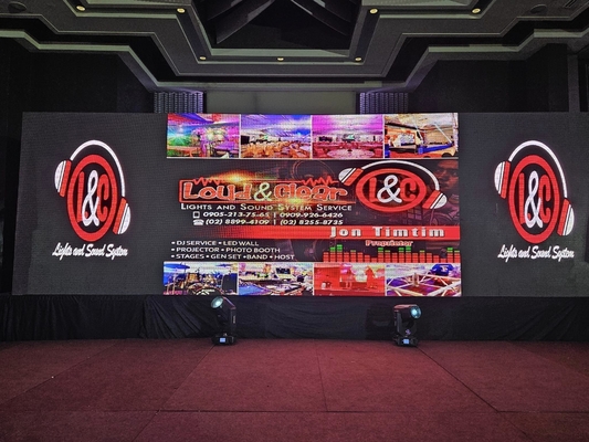 640000dots/m2 Δυσκολότητα Fine Pitch Led Display με πλήρες χρώμα σωλήνα chip και υλικό χύτευσης αλουμινίου καμπίνα