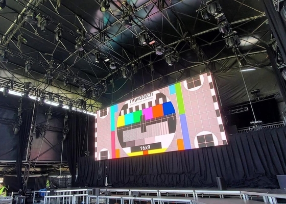 Αγγελία RGB LED οθόνη 2,5 mm Pixel Pitch υψηλό ποσοστό ανανέωσης 1920HZ εσωτερικά