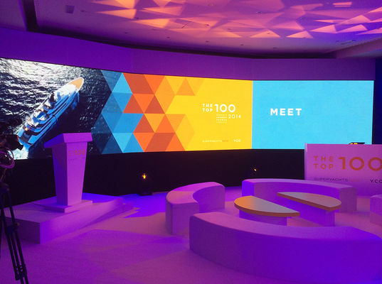 Πλήρης χρωματική ικανότητα βίντεο Γίγαντας 20ft σταθερή οθόνη LED Αδιάβροχη βαθμολογία IP65