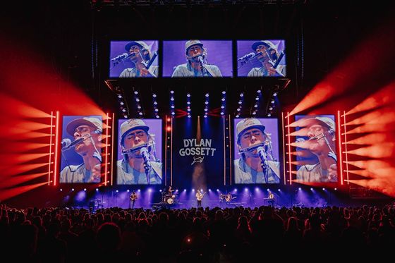 Εικονική οθόνη LED πλήρους χρώματος P5 RGB για σκηνική διάταξη LED τοίχου βίντεο