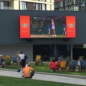 IP65 Επίπεδο Προστασίας Πίνακες διαφημίσεων LED με R 625-630nm και ανανεωτικό ρυθμό 3840HZ