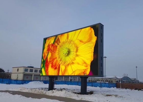 Εξωτερική LED Πίνακα με LED παράμετρος R 625-630nm και ευρεία γωνία θέασης 120 ° / 60 °