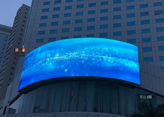 Π4 Πλήρης χρώσης εξωτερική οθόνη LED από αλουμίνιο SMD2121,3 χρόνια εγγύηση