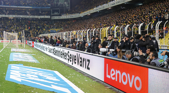 Rectification and 60Hz Frame Rate Stadium Video Walls for Dynamic Visual Experience