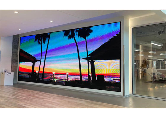 Ελαφριά και εσωτερική έγχρωμη οθόνη LED για εκθέσεις Εύκολη στην εγκατάσταση και μεταφορά Κατάλληλη για παραστάσεις ροής