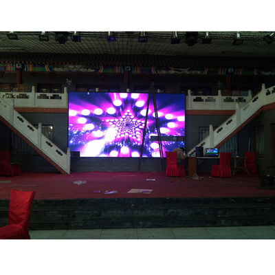 Οθόνη LED P2.5 Full Color Υψηλής Απόδοσης για Διαφήμιση με Ανάλυση Μονάδας 64*64 κουκκίδων και Ελάχιστη Απόσταση Θέασης 3m