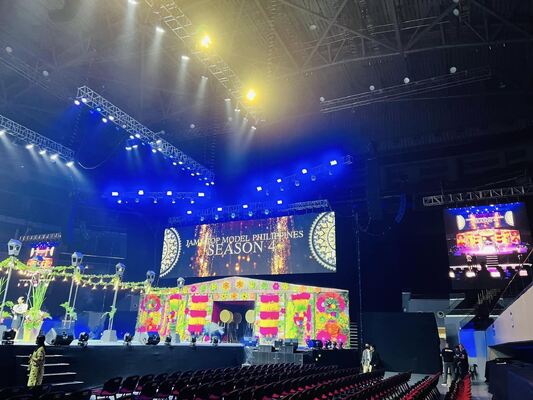 Εικονικές οθόνες LED με υψηλή φωτεινότητα και εύκολη εγκατάσταση κατάλληλες για συναυλίες, εκδηλώσεις και εφαρμογές ενοικίασης