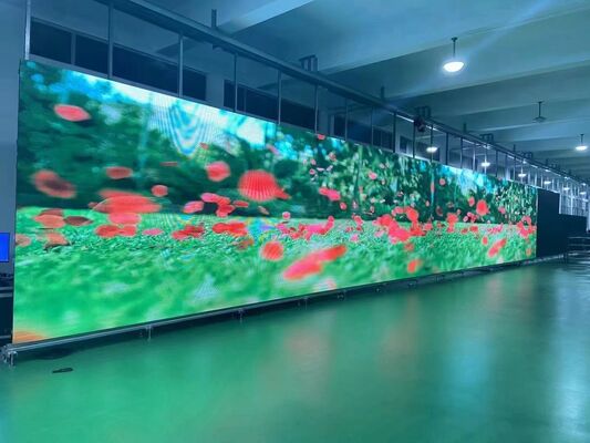 Εσωτερική p3.9 Πλήρης έγχρωμη οθόνη LED με λεπτό ελαφρύ ντουλάπι και μηχανισμό γρήγορου κλειδώματος για εξασφάλιση ελάχιστων κενών και εύκολο χειρισμό