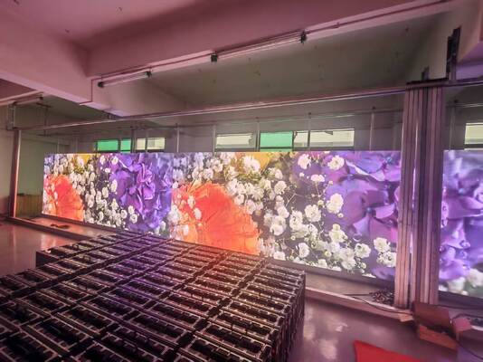 Οθόνη LED εσωτερικού χώρου p2.5 Full Color με συμπαγές μέγεθος ντουλαπιού και υψηλή πυκνότητα pixel για λεπτομερείς εσωτερικές οπτικές παρουσιάσεις