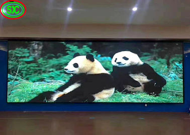 Μικρό Pixel Indoor Full Color LED Display P2.5 Διαφημιστική πινακίδα 16 Bit Χρώματα Indoor full color led display