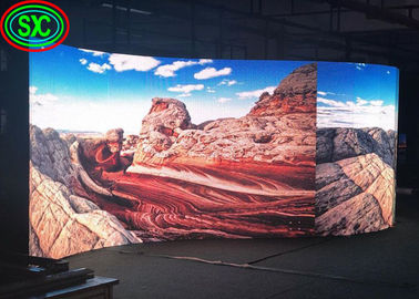 SMD Curved διαφημιστικές οθόνες LED 3,91mm Pixel Pitch 25 Wattled διαφημιστική οθόνη