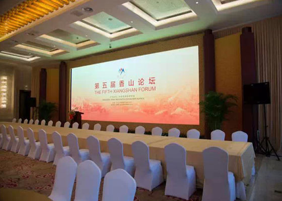 Ψηφιακή σήμανση εξωτερικού με πλήρες χρώμα LED πεταμένης αλουμινίου οθόνης SMD2121 62500 σημεία/τ.μ.