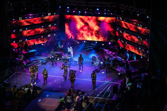 SMD2121 LED Σκηνή αλουμινίου χύτευσης με πέταγμα P6 Μεγάλη εξωτερική πλήρης χρώμα