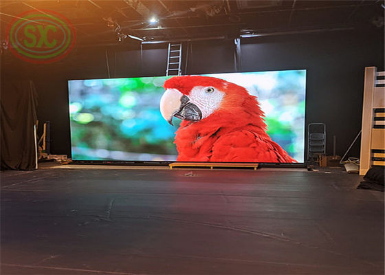 Οθόνες LED Διαφήμισης P2.5 Υψηλής Απόδοσης με Ντουλάπι από Χυτό Αλουμίνιο Ιδανικές για Εσωτερικούς Χώρους και Εύκολες στην Εγκατάσταση