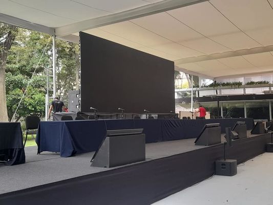 Καλή τιμή Το πλήρες χρώμα εσωτερικό P4 οδήγησε την οθόνη 512x512mm κύβων ρίψεων αργιλίου επιτροπής ενοικίου οδηγημένη στάδιο τηλεοπτική οθόνη επίδειξης τοίχων μεγάλη για σε απευθείας σύνδεση