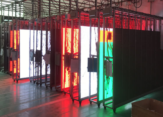 Π2 Πνευματώδης οθόνη LED σε πλήρη χρώμα 2mm Πιξέλες 250000/Μ2 πυκνότητα