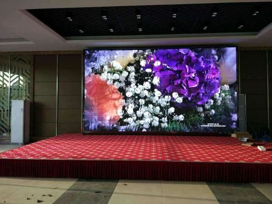 Εντός χώρου Μικρός χώρος GOB HD Σκηνικό Φόντο Slim Led Display P2.5 πλήρης χρώσης ενοικίαση