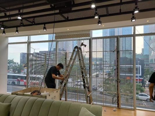 P3.91-7.82 Εσωτερική διαφανής οθόνη οθόνης LED SMD ενοικιαζόμενη οθόνη γυαλιού full color οθόνη LED