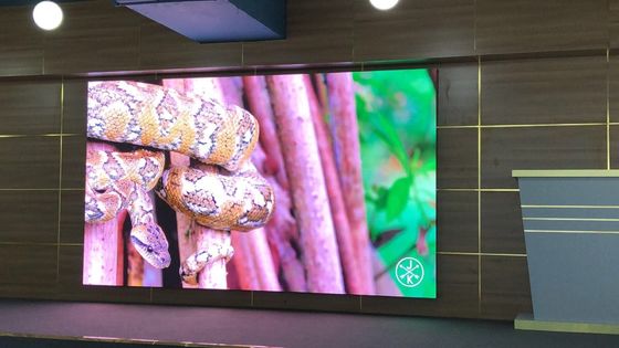 Καλή τιμή Εσωτερικό p2 ντουλάπι 3840Hz υψηλή ανανέωση Kinglight μπροστινή συντήρηση LED οθόνη σε απευθείας σύνδεση