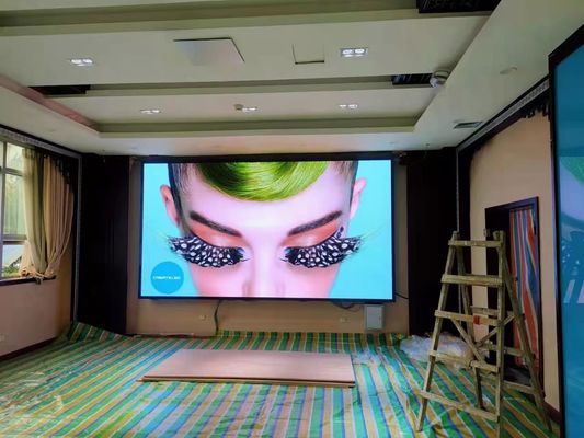 Υψηλή difinition μικρή οθόνη επίδειξης πισσών P3 εσωτερική οδηγημένη 576*576mm diecasting πίνακας διαφημίσεων επιτροπής γραφείων