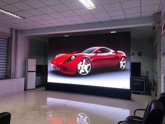 Πλήρης έγχρωμη οθόνη LED εσωτερικού p2.5 p2 με υψηλά ποσοστά ανανέωσης και σταθερή επεξεργασία σήματος για επαγγελματικές οπτικές λύσεις