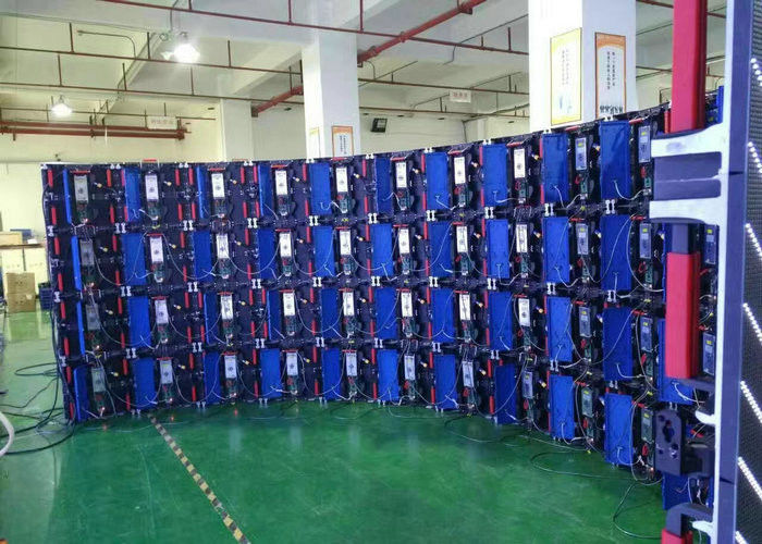 SMD2121 P2.5 Τυποποιημένο 500x500mm υδραργυρωμένο αλουμίνιο ντουλάπι εσωτερικού πλήρους χρώματος Haning Led Display