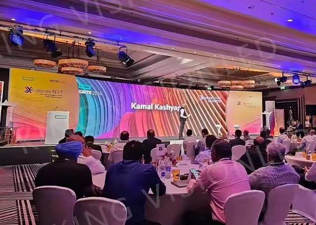 Ιδανικό για συναυλίες, σκηνικά, διαγωνισμούς, ενοικίαση διαφωτιστικών οθόνων LED