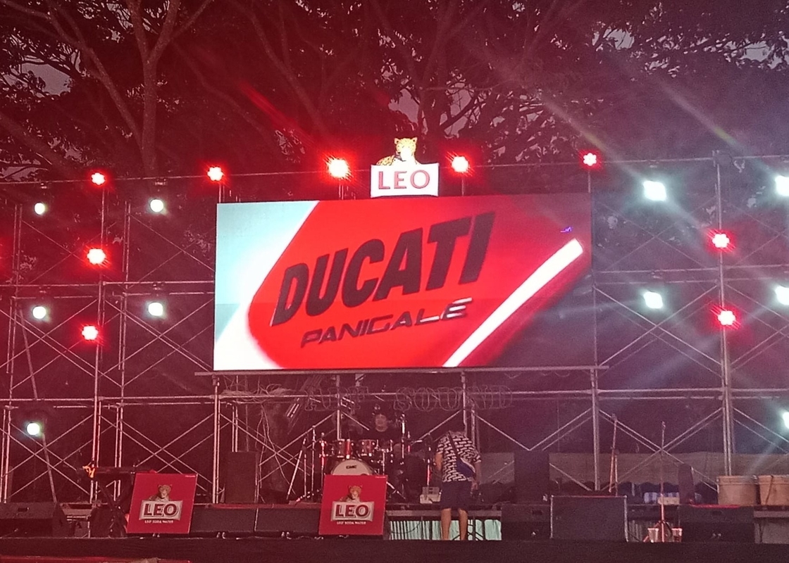 Οθόνη ενοικίασης RGB εσωτερική οθόνη LED πλήρους χρώματος HD Οθόνη LED ενοικίασης P4
