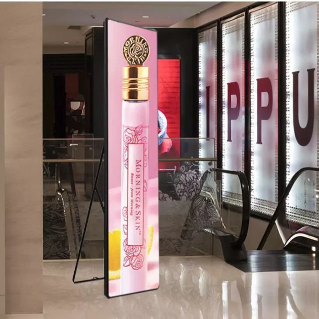 Πίνακα αλουμινίου P2.5mm Pitch LED Poster Display 1R1G1B Διαμόρφωση χρώματος και τεχνολογία εξοικονόμησης ενέργειας