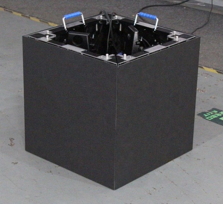 Εσωτερικό Εξωτερικό 6 πλευρές Smd3535 2000nits Cube LED Video Wall P3.91mm Για DJ Stage