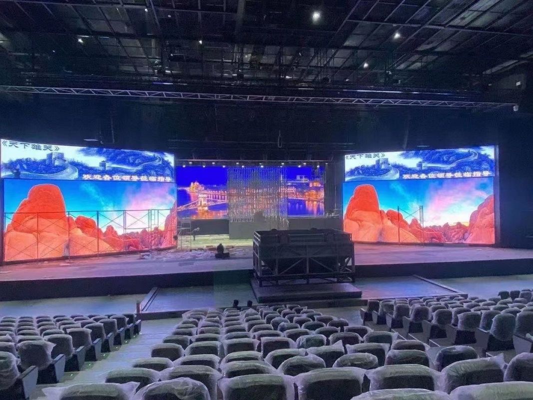 Το SCX LED έχει καλύψει με την οθόνη ενοικίασης LED P5 640x640mm για συναυλίες και άλλα.