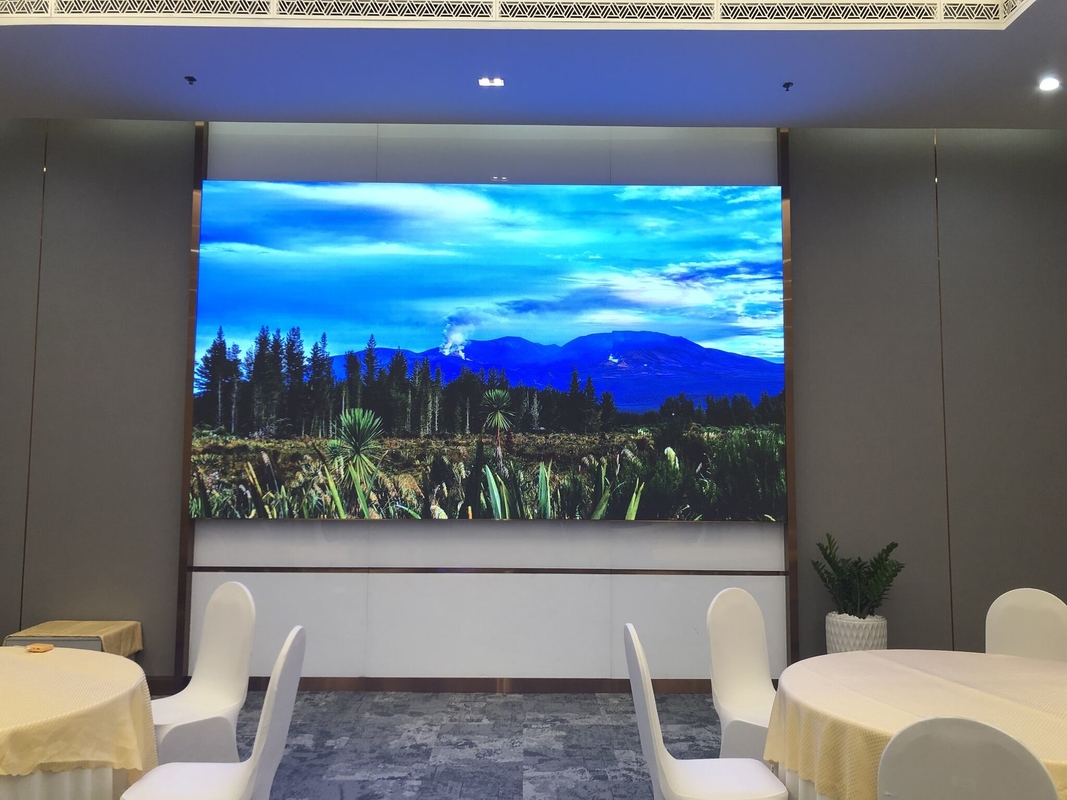 η οδηγημένη επιτροπή 320x160mm των οδηγήσεων επιτροπής P2.5 εσωτερικό οδηγημένο ενοίκιο επίδειξης ενότητας P2.5 οδήγησε την οθόνη για τα γεγονότα