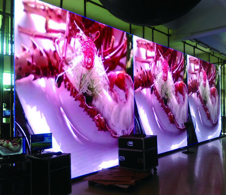 Καλή τιμή P0.9 εξωτερικές οθόνες LED ενοικίαση ντουλάπι IP65 6500cd φωτεινότητα σε απευθείας σύνδεση
