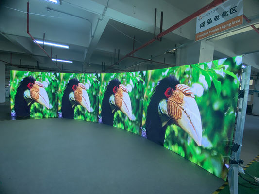 Εύκολη στην εγκατάσταση P6 Σταθερή οθόνη LED με ανάλυση Module 32*32 και 5000 ώρες Mtbf